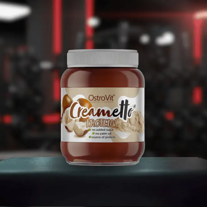 Cremă proteică ciocolată 320g Gymbros într-o sală de fitness